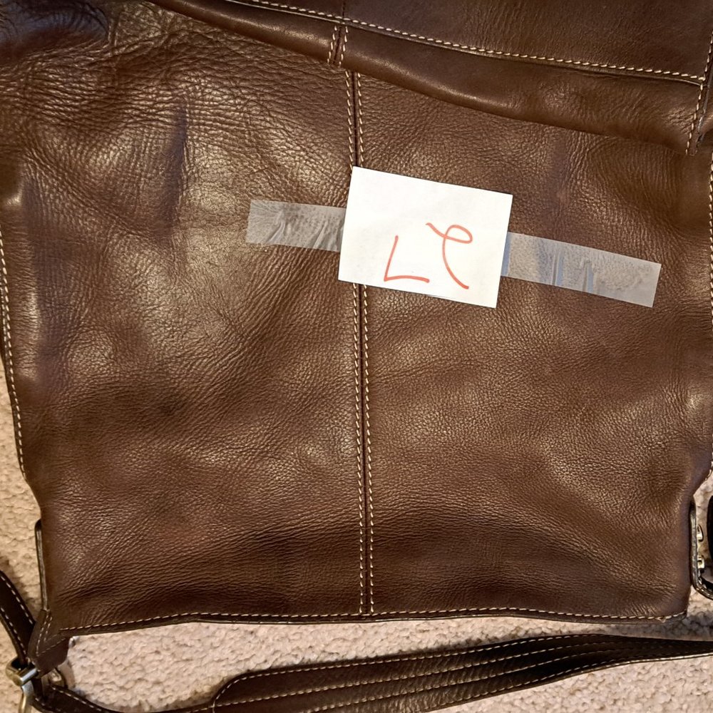 BROWN LEATHER SHOULDER STRAP POCKETBOOK